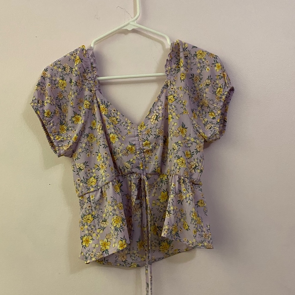 floral designed top, ruching at bust, tie detail in front